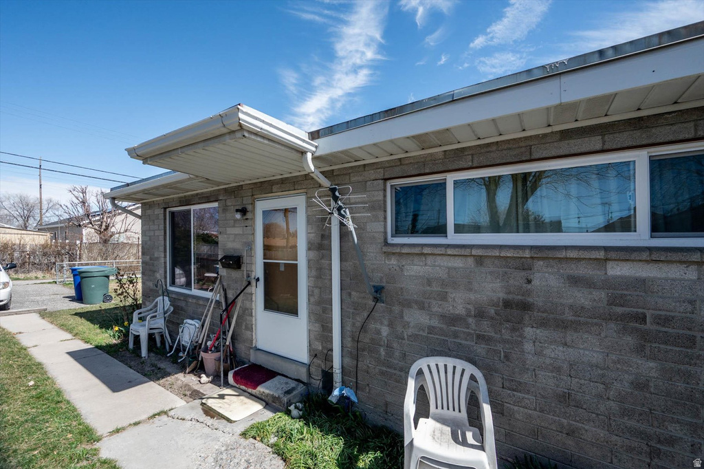 1238 W 700 S Salt Lake City, UT 84104