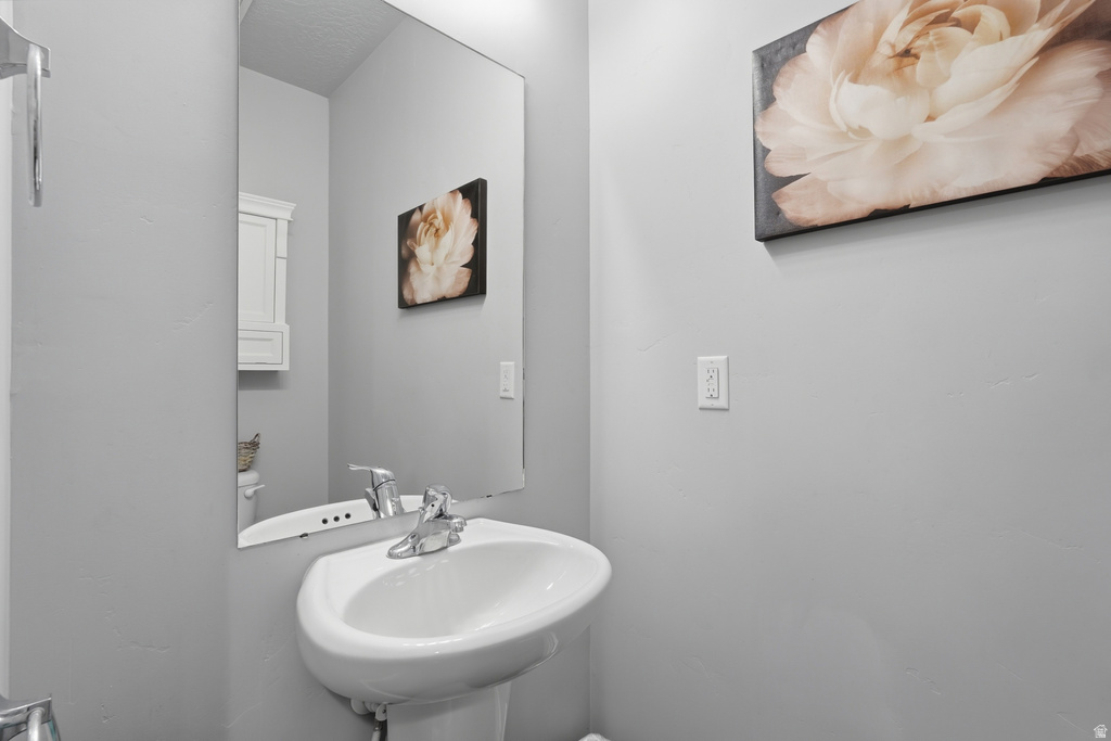 2287 S 2060 W Woods Cross, UT 84087