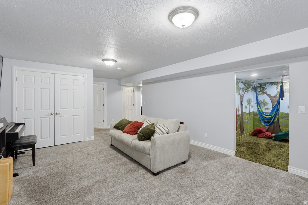 2287 S 2060 W Woods Cross, UT 84087