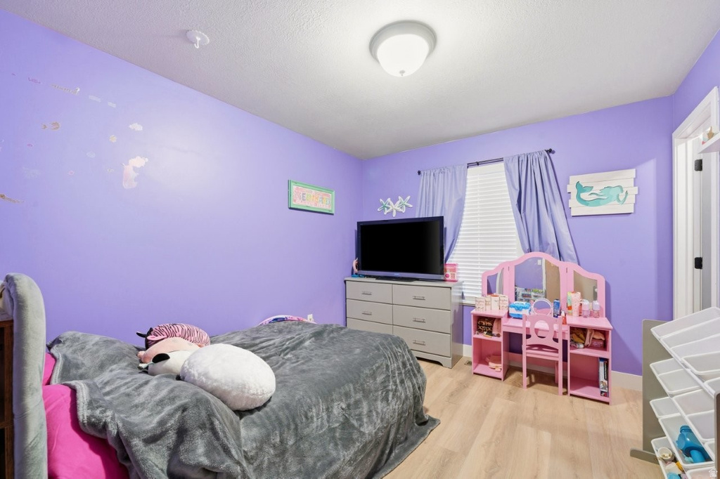 3561 S 5160 W Hooper, UT 84315