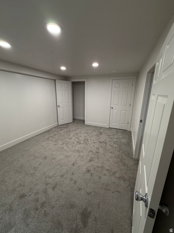 8722 S OAKWOOD PARK CIR Sandy, UT 84094