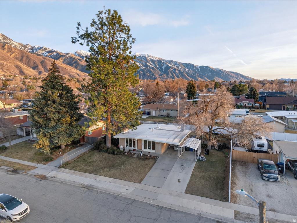 2744 E 7265 S Cottonwood Heights, UT 84121