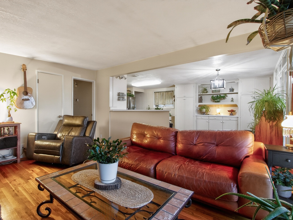 2744 E 7265 S Cottonwood Heights, UT 84121