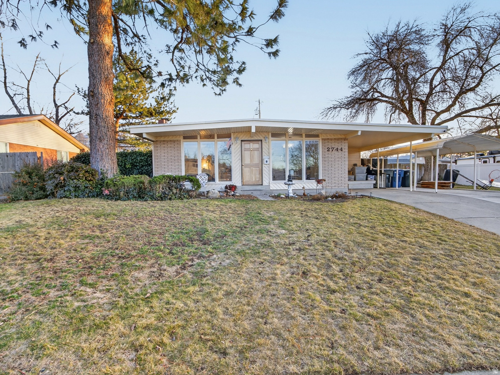 2744 E 7265 S Cottonwood Heights, UT 84121