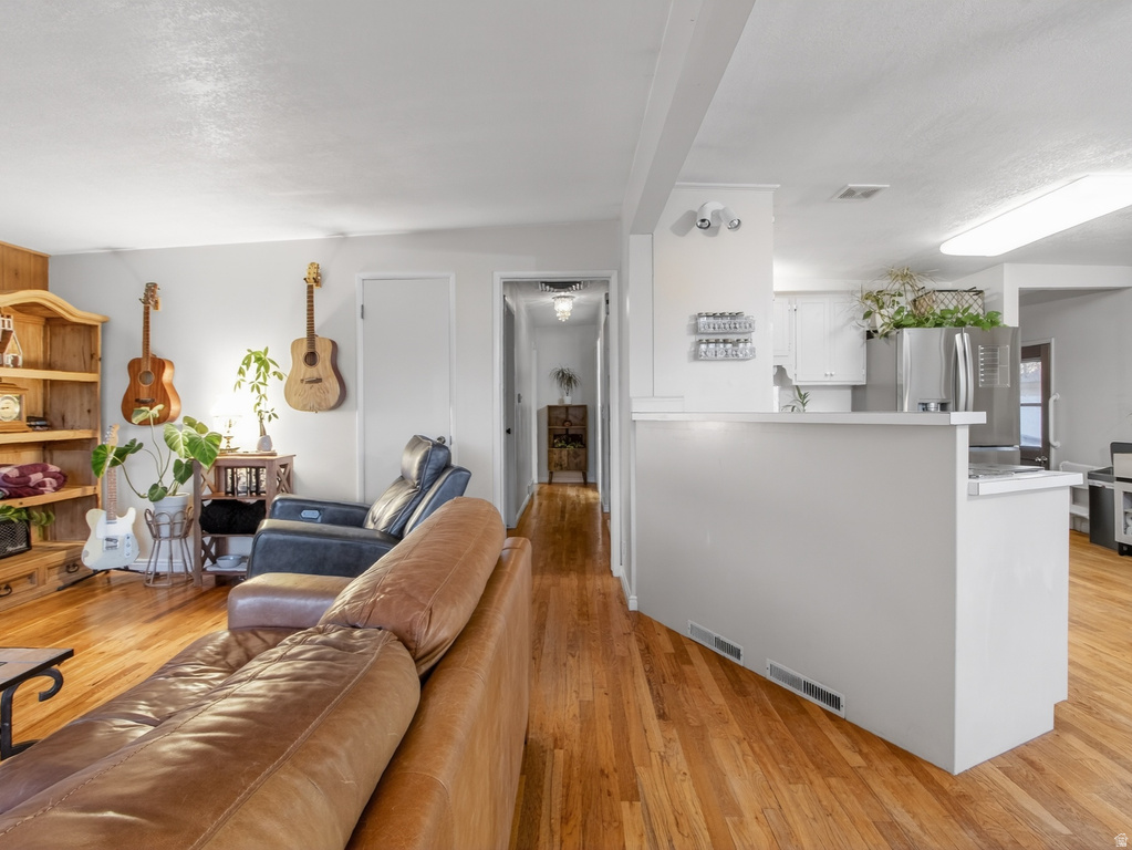 2744 E 7265 S Cottonwood Heights, UT 84121