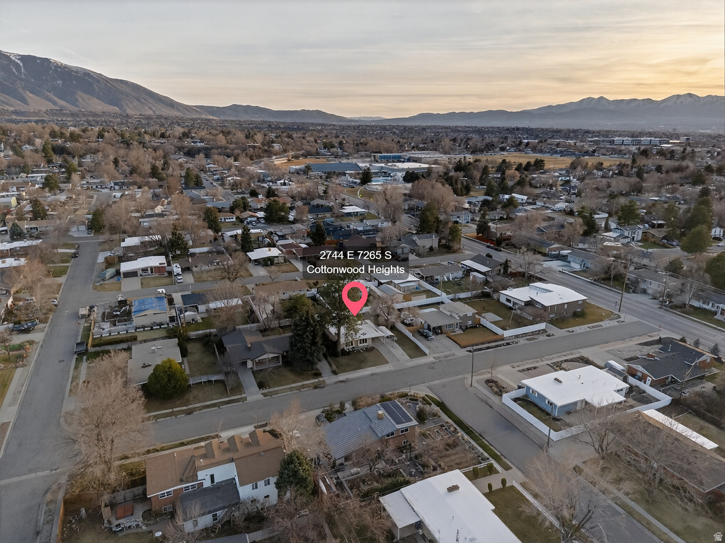 2744 E 7265 S Cottonwood Heights, UT 84121