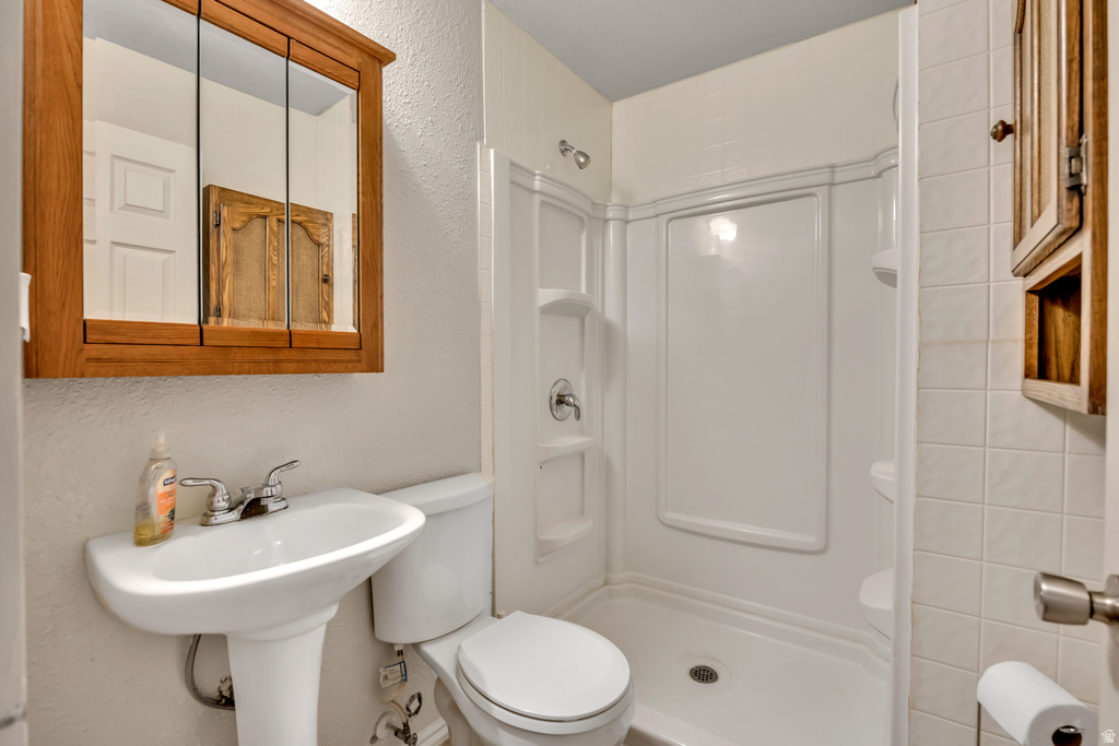 7558 S MESA MAPLE DR West Jordan, UT 84081