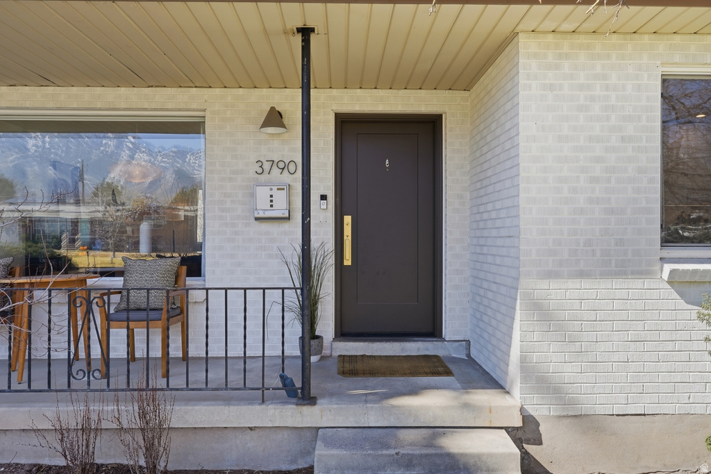 3790 S 2740 E Millcreek, UT 84109