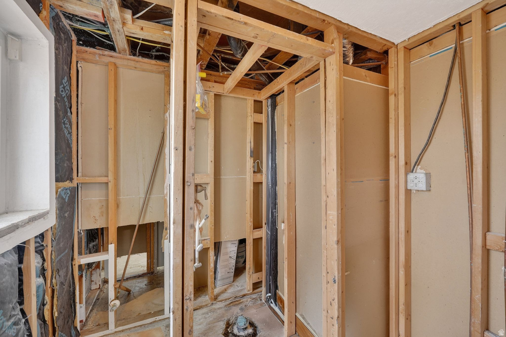 12454 S 1450 W Riverton, UT 84065