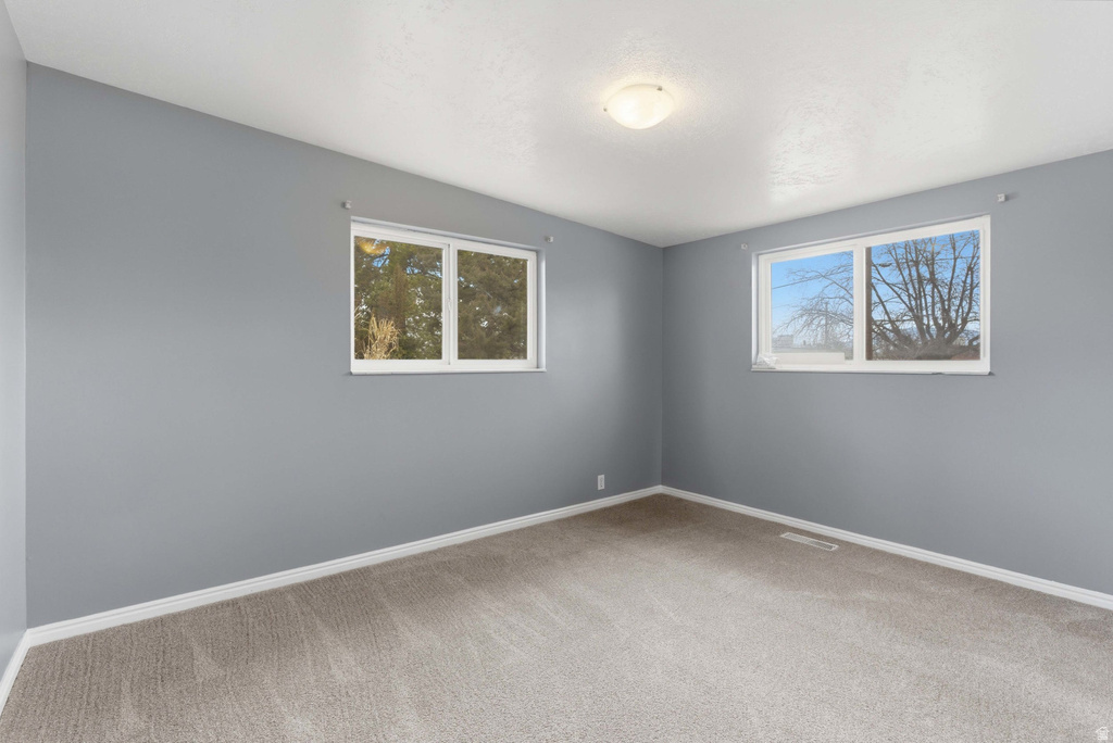 3401 S LEE ANN ST West Valley City, UT 84119