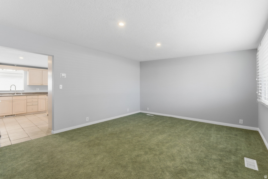 3401 S LEE ANN ST West Valley City, UT 84119