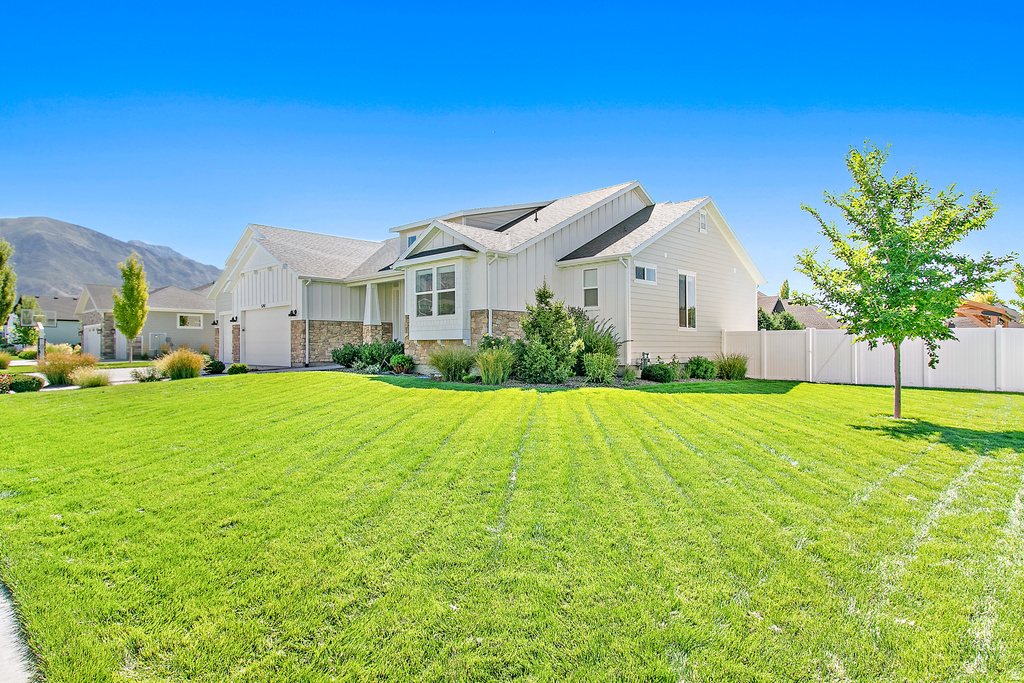 5747 W YORKSHIRE CT Highland, UT 84003