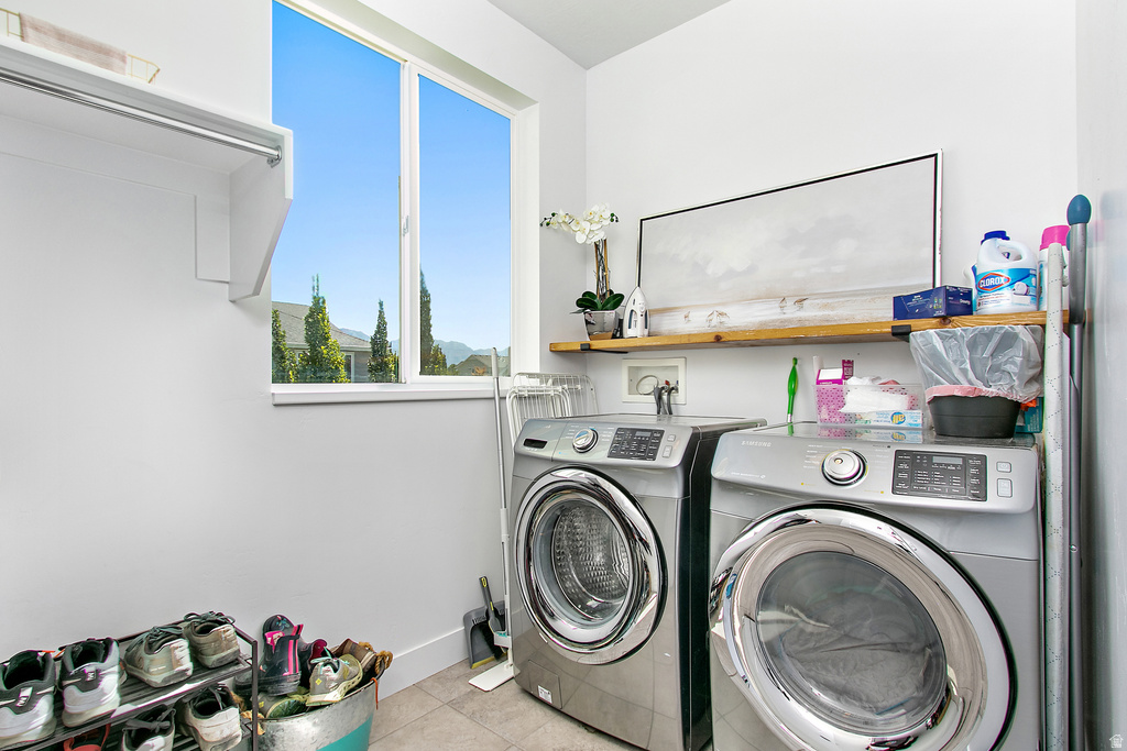 5747 W YORKSHIRE CT Highland, UT 84003