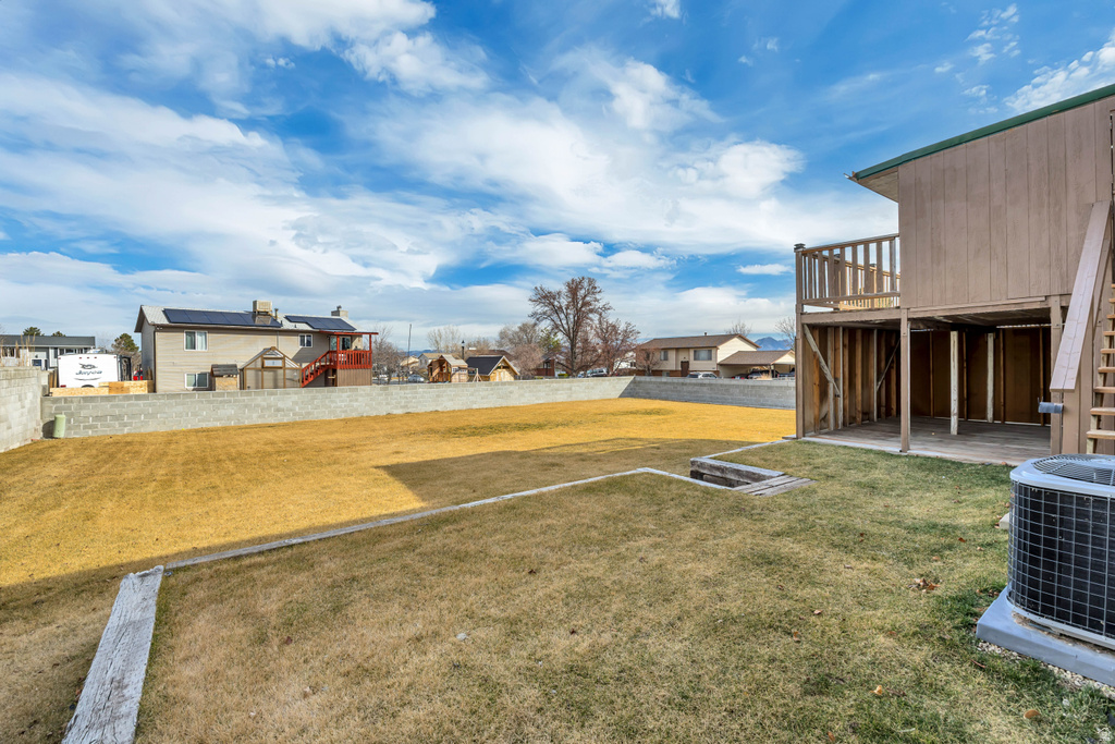 4898 W SALLYBROOKE WAY West Jordan, UT 84081