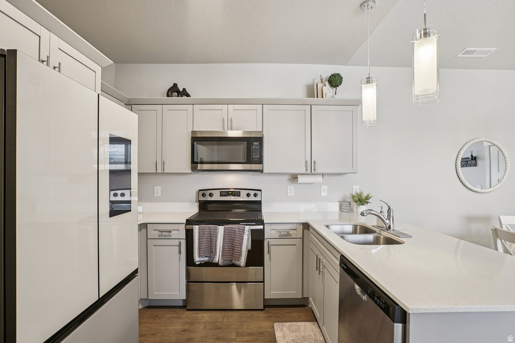 1787 N FESTIVE WAY #B304 Saratoga Springs, UT 84045