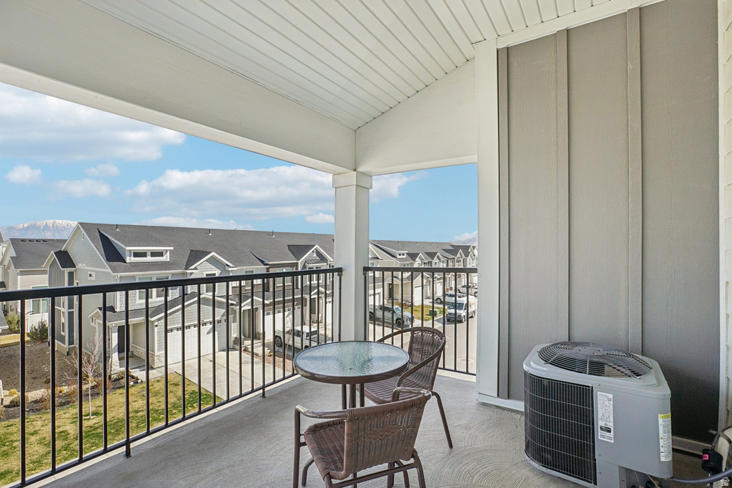 1787 N FESTIVE WAY #B304 Saratoga Springs, UT 84045