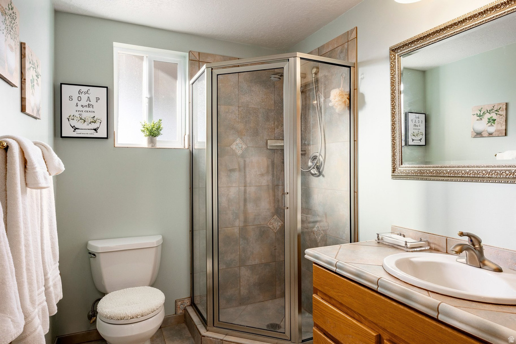 1096 E 380 N Lindon, UT 84042