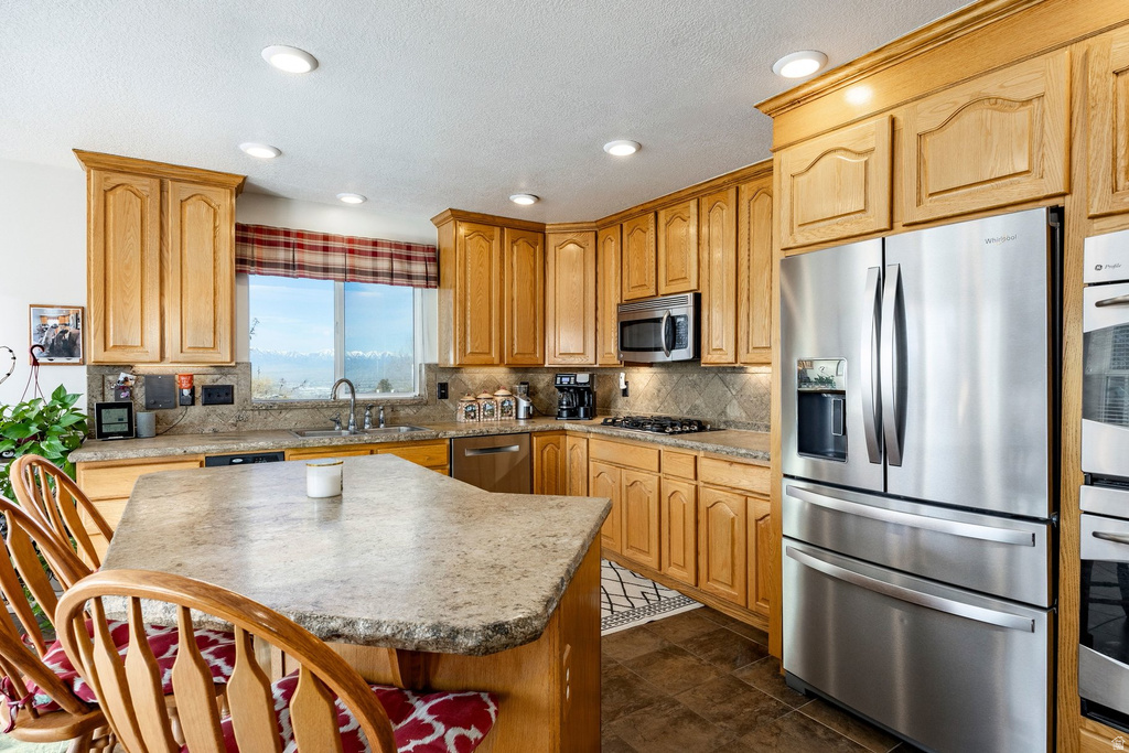 1096 E 380 N Lindon, UT 84042