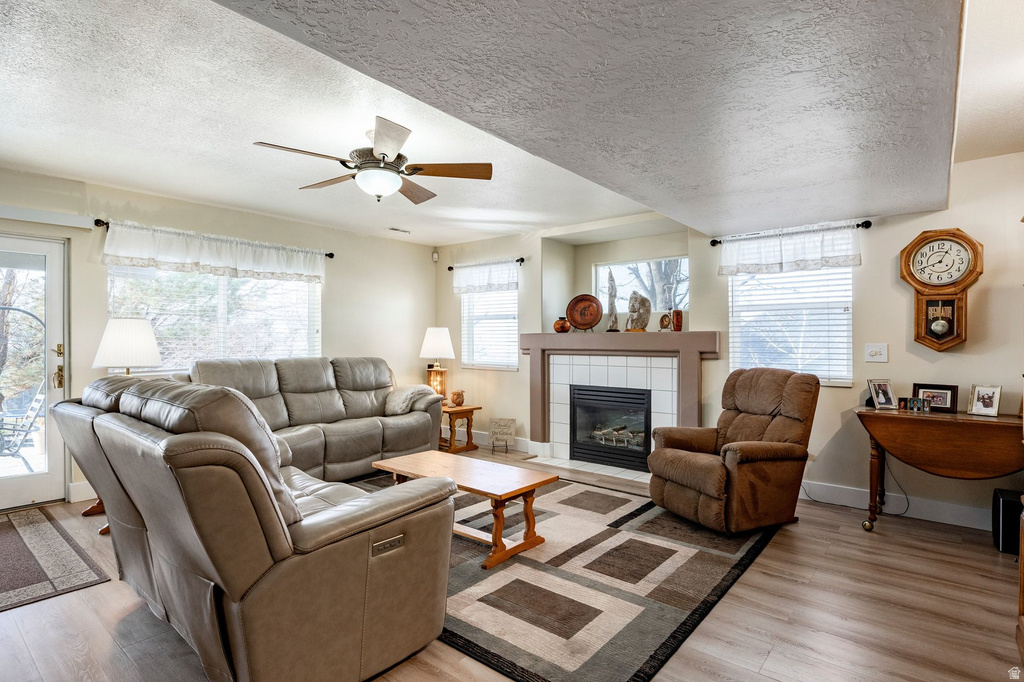 1096 E 380 N Lindon, UT 84042