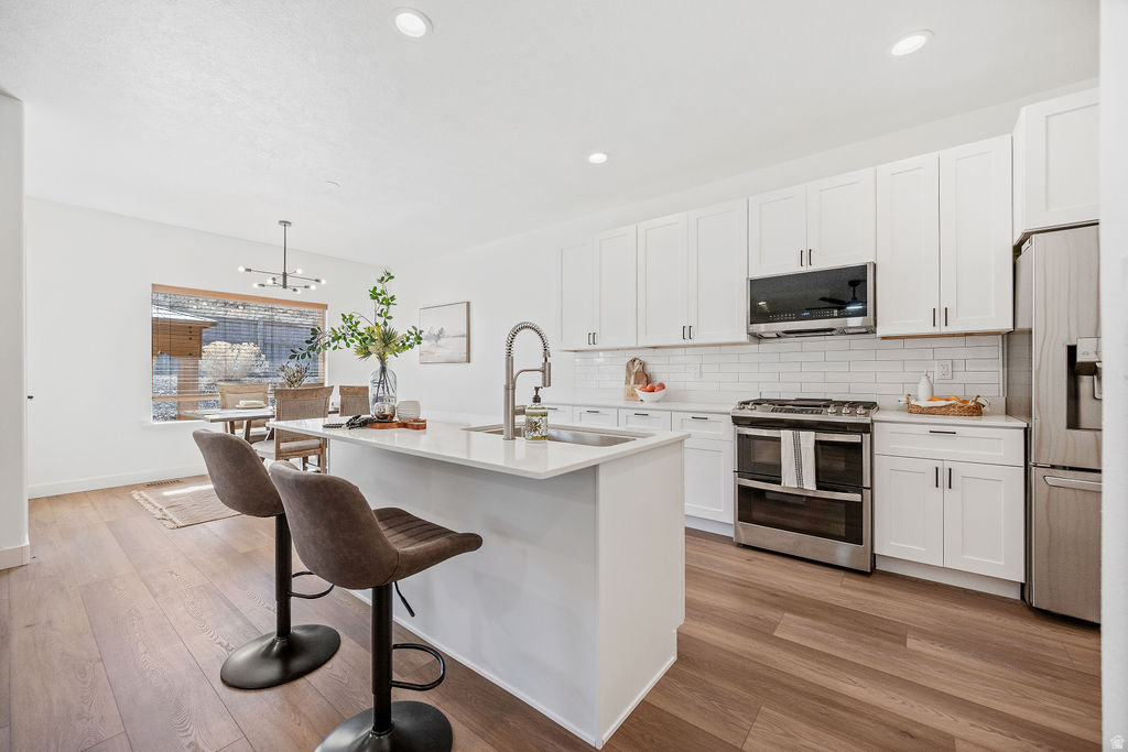 9226 N MOUNT AIREY DR Eagle Mountain, UT 84005