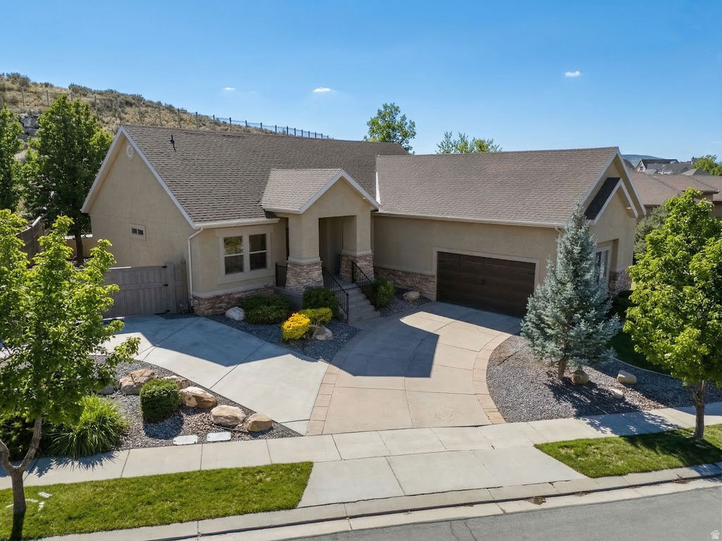 9226 N MOUNT AIREY DR Eagle Mountain, UT 84005