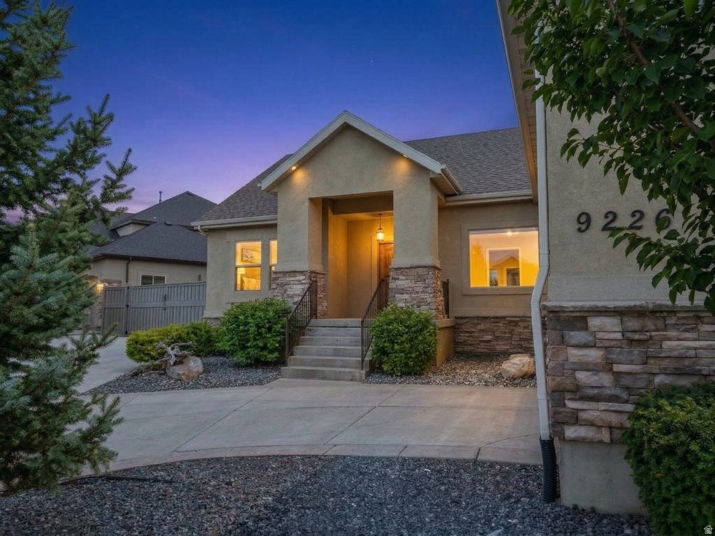 9226 N MOUNT AIREY DR Eagle Mountain, UT 84005