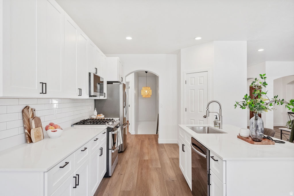 9226 N MOUNT AIREY DR Eagle Mountain, UT 84005