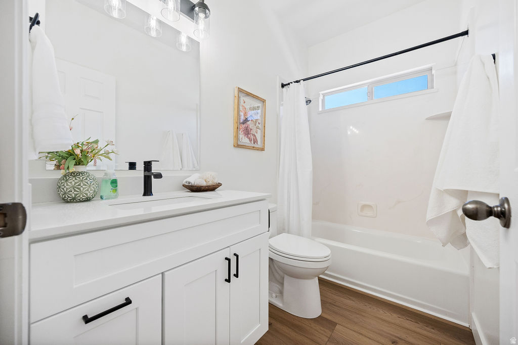 9226 N MOUNT AIREY DR Eagle Mountain, UT 84005