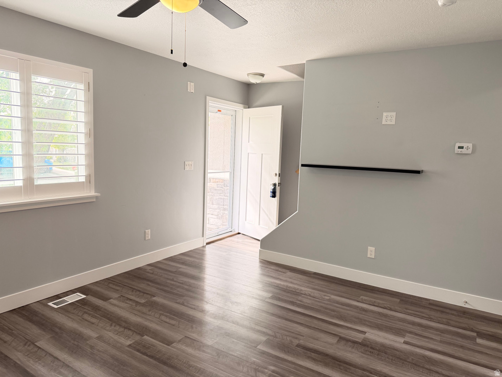 694 W RY LN Tooele, UT 84074