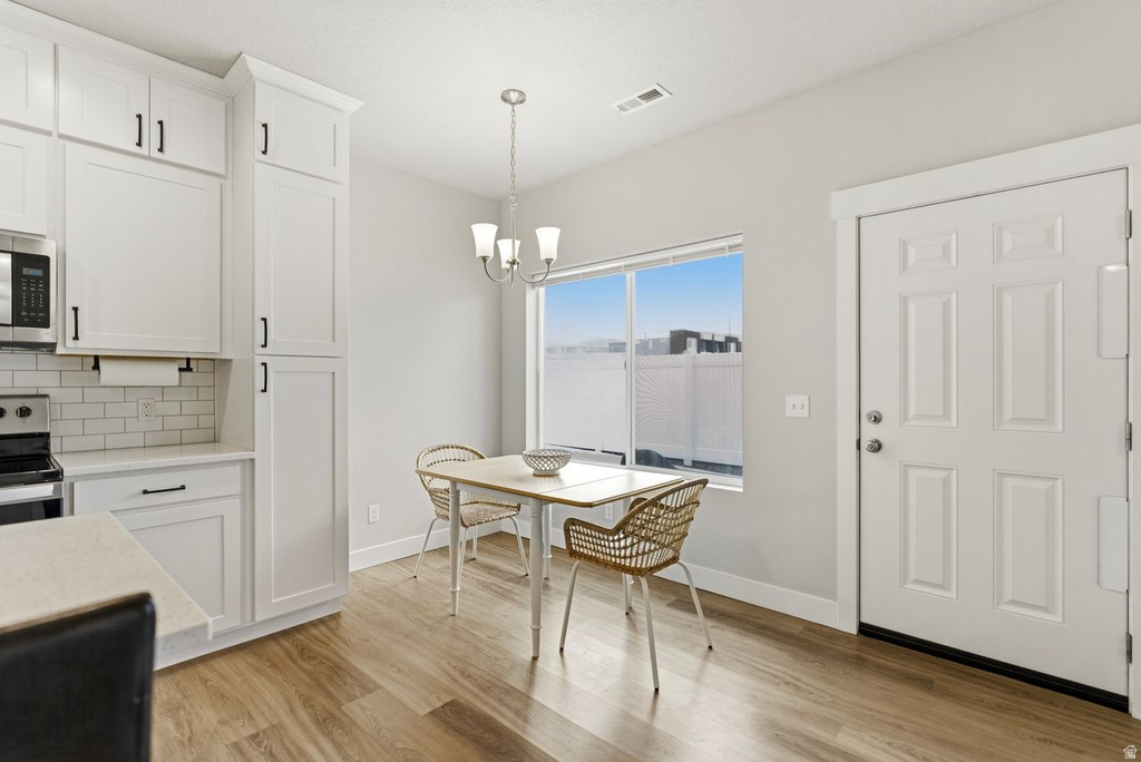 421 E PENNY LN Clearfield, UT 84015