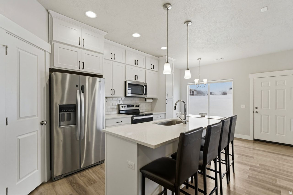 421 E PENNY LN Clearfield, UT 84015