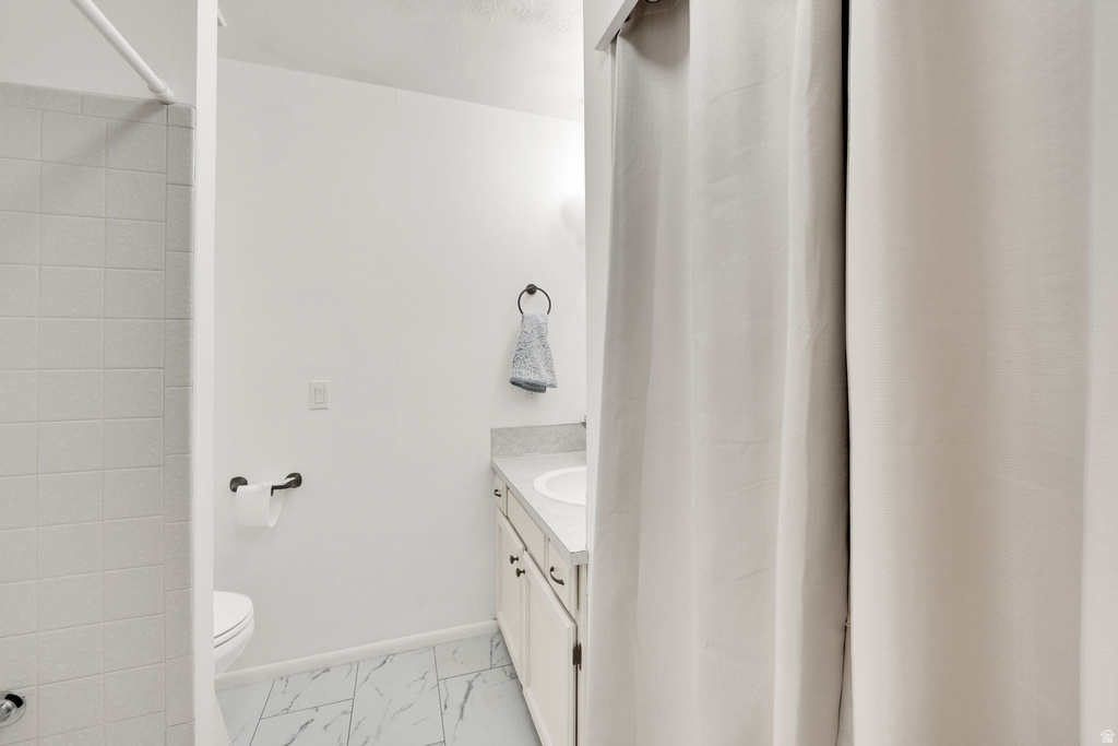 2617 W DONNAWOOD CIR Salt Lake City, UT 84129