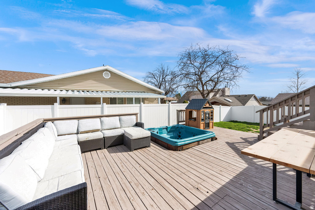 2617 W DONNAWOOD CIR Salt Lake City, UT 84129