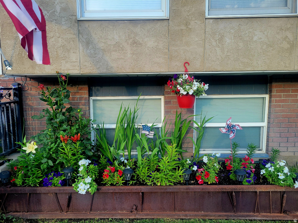 12753 S GILBERT DR Riverton, UT 84065