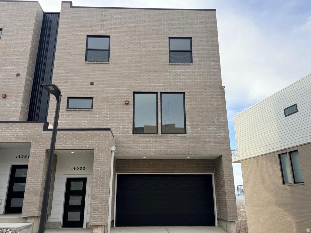 14382 S CHAMP CV Draper, UT 84020