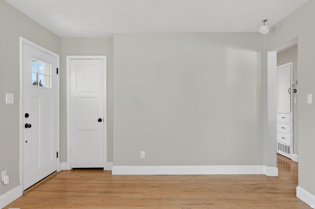 1611 E 3010 S Salt Lake City, UT 84106