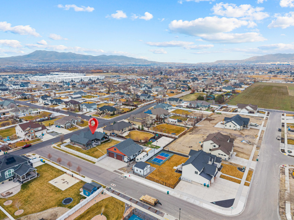 1433 S WHITE ST Lehi, UT 84043