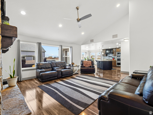 1433 S WHITE ST Lehi, UT 84043