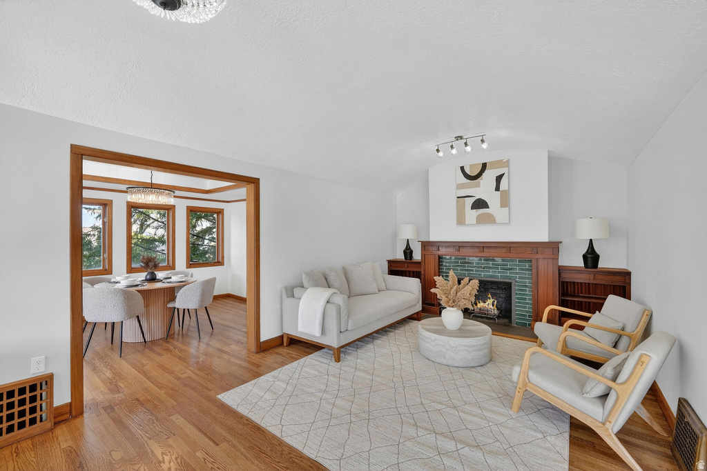 1402 E CAPITOL ST Ogden, UT 84401