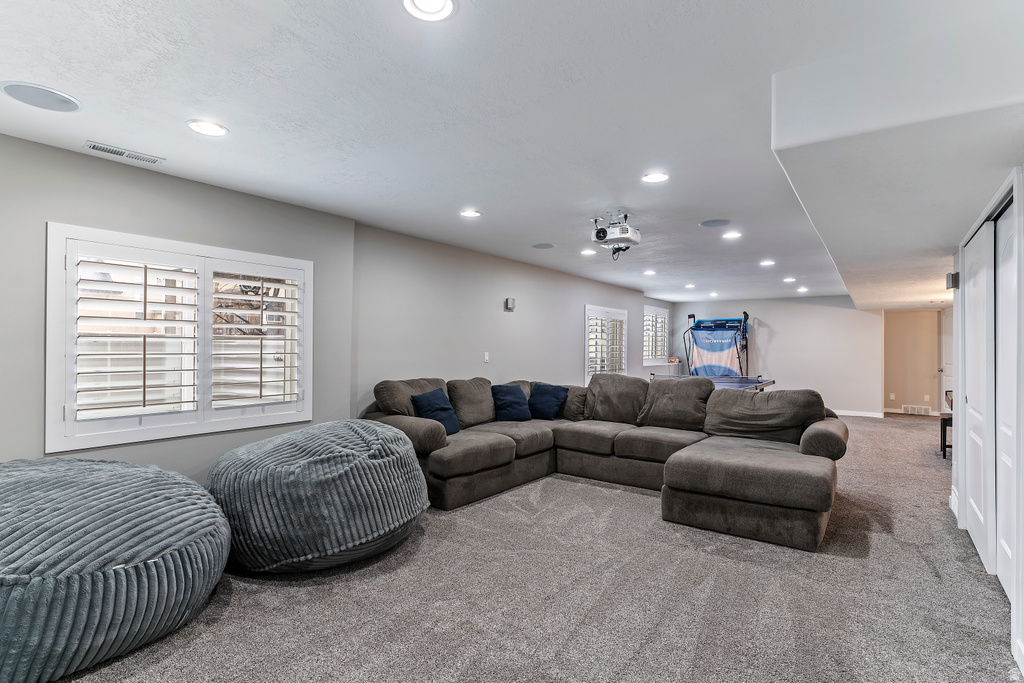 3352 N 1100 W Pleasant View, UT 84414