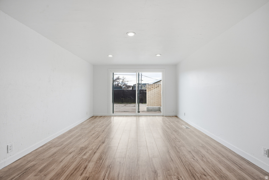 3529 S 6470 W West Valley City, UT 84128