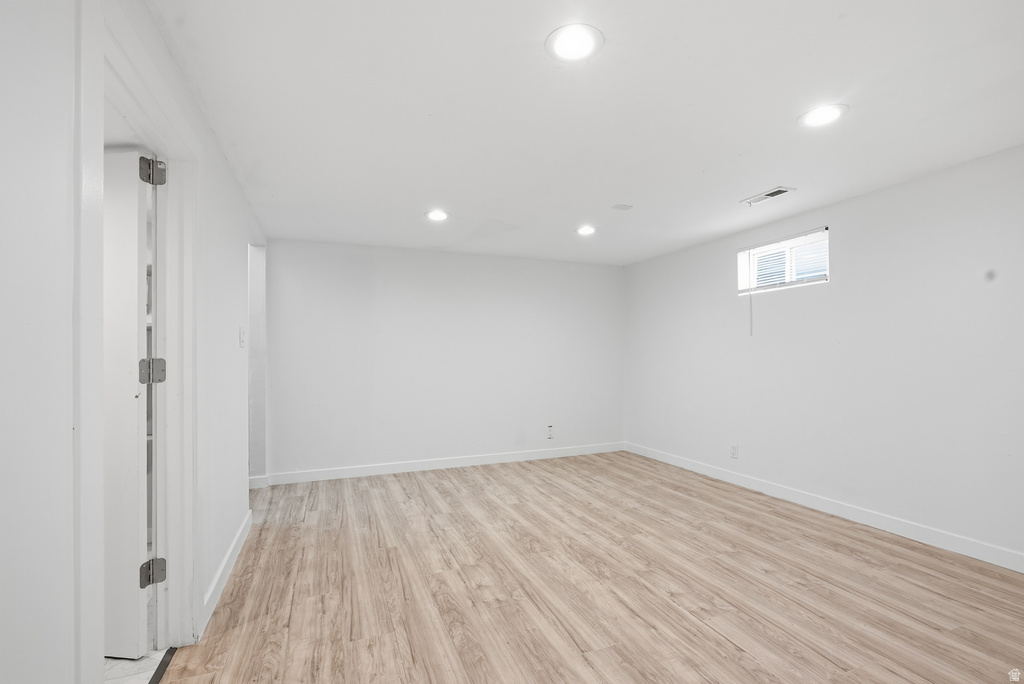 3529 S 6470 W West Valley City, UT 84128