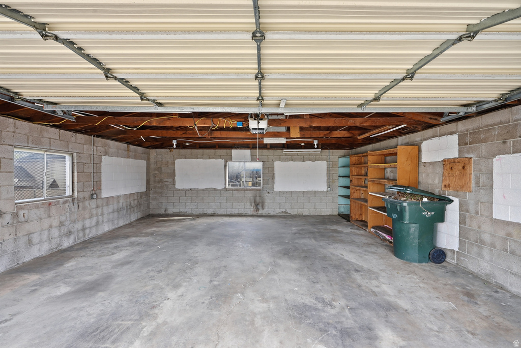 3529 S 6470 W West Valley City, UT 84128