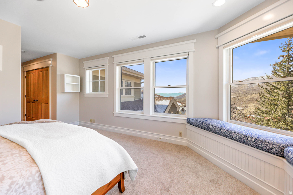 606 N LITTLE TREE CIR Salt Lake City, UT 84108