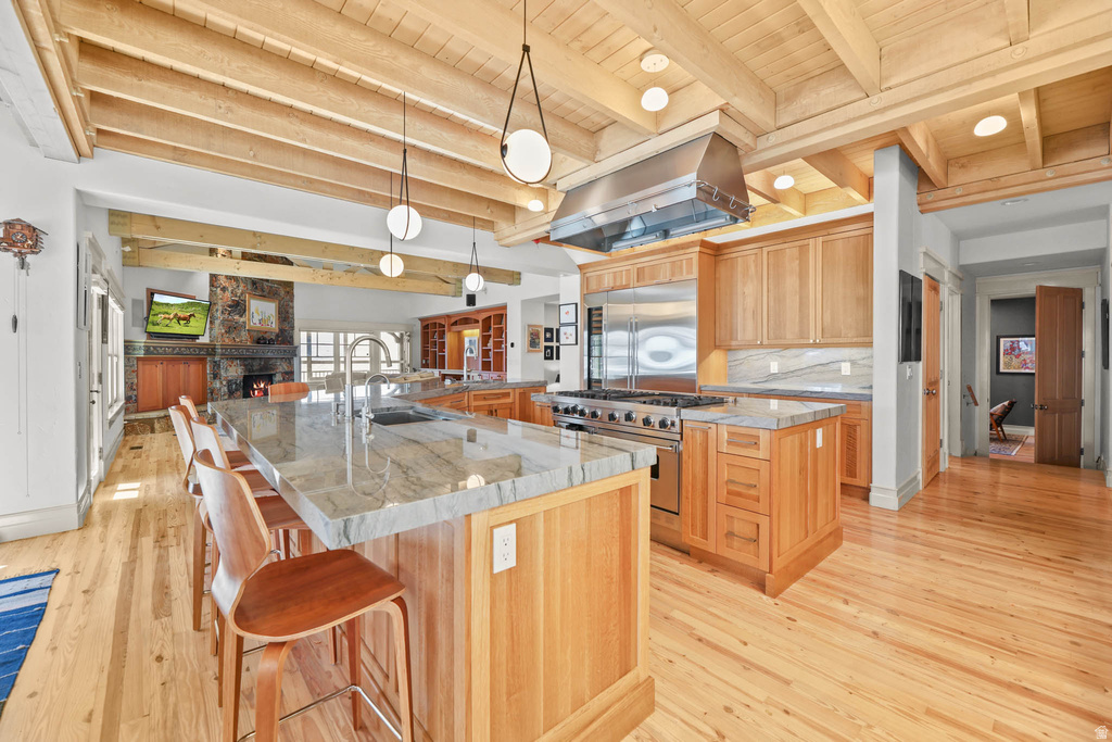 606 N LITTLE TREE CIR Salt Lake City, UT 84108