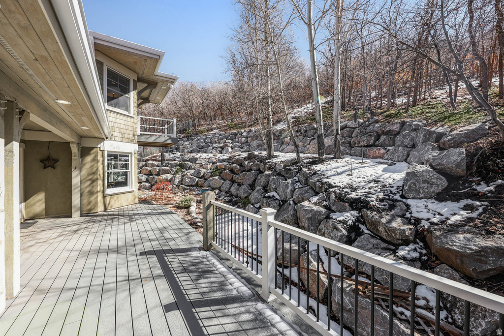 606 N LITTLE TREE CIR Salt Lake City, UT 84108