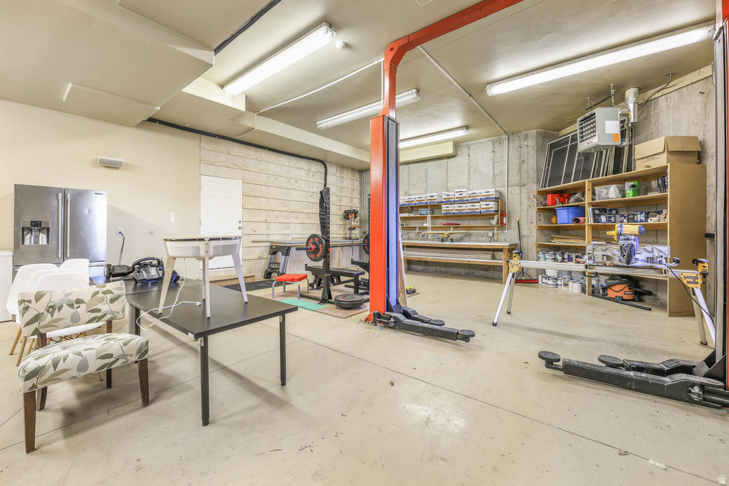 606 N LITTLE TREE CIR Salt Lake City, UT 84108