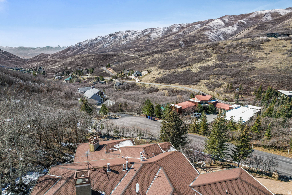 606 N LITTLE TREE CIR Salt Lake City, UT 84108