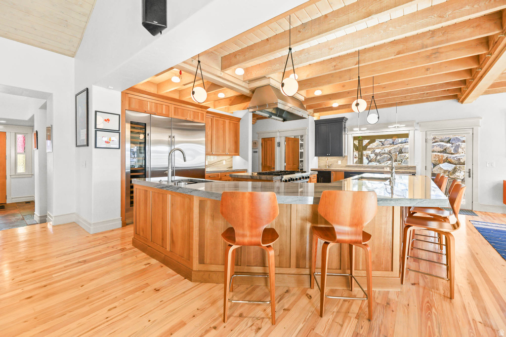 606 N LITTLE TREE CIR Salt Lake City, UT 84108