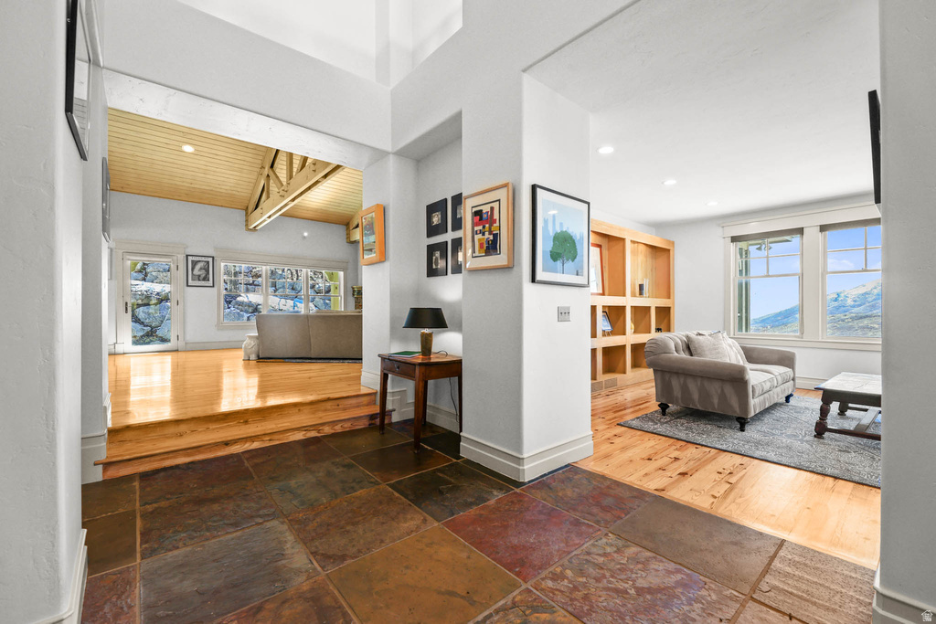 606 N LITTLE TREE CIR Salt Lake City, UT 84108